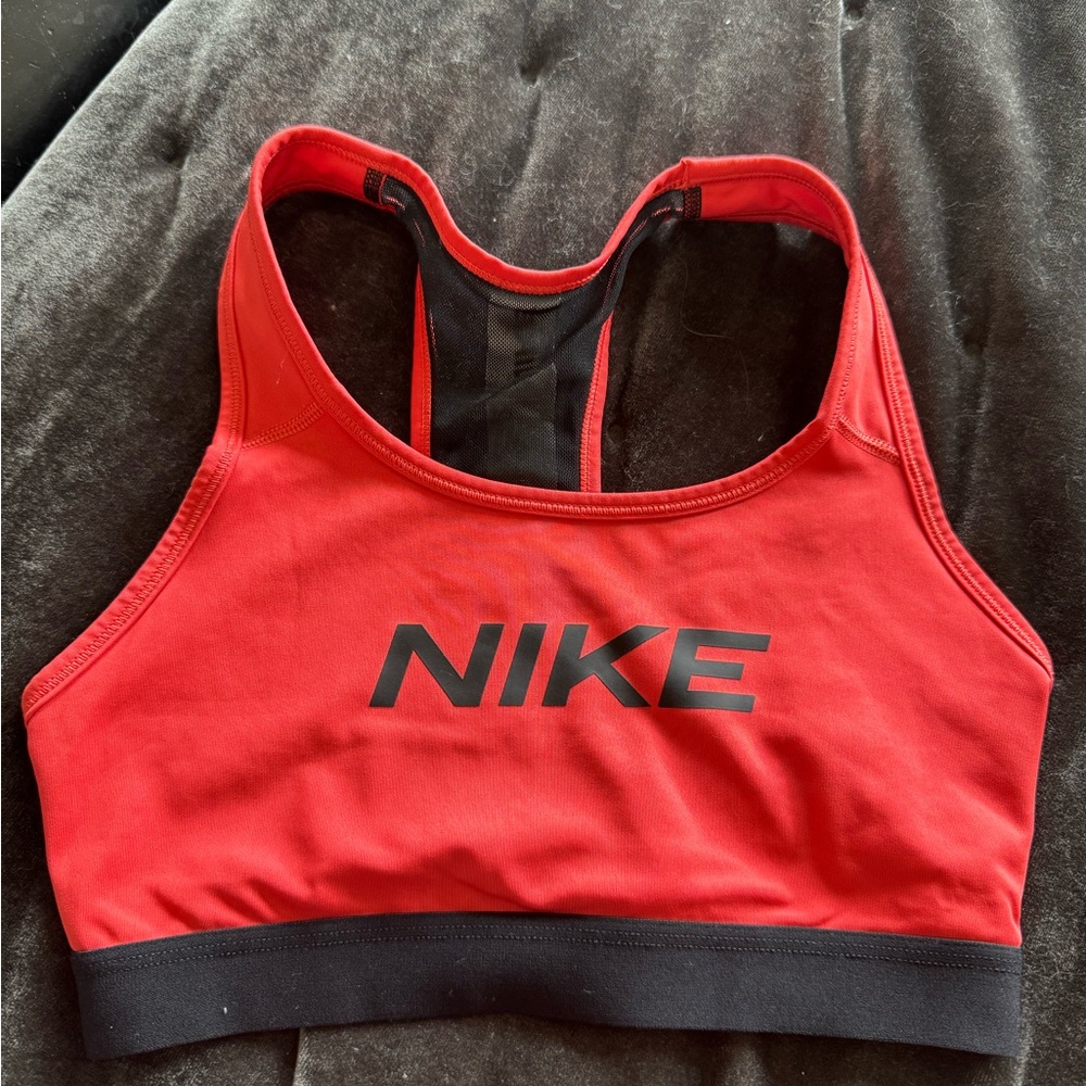 Size small Nike sports bra